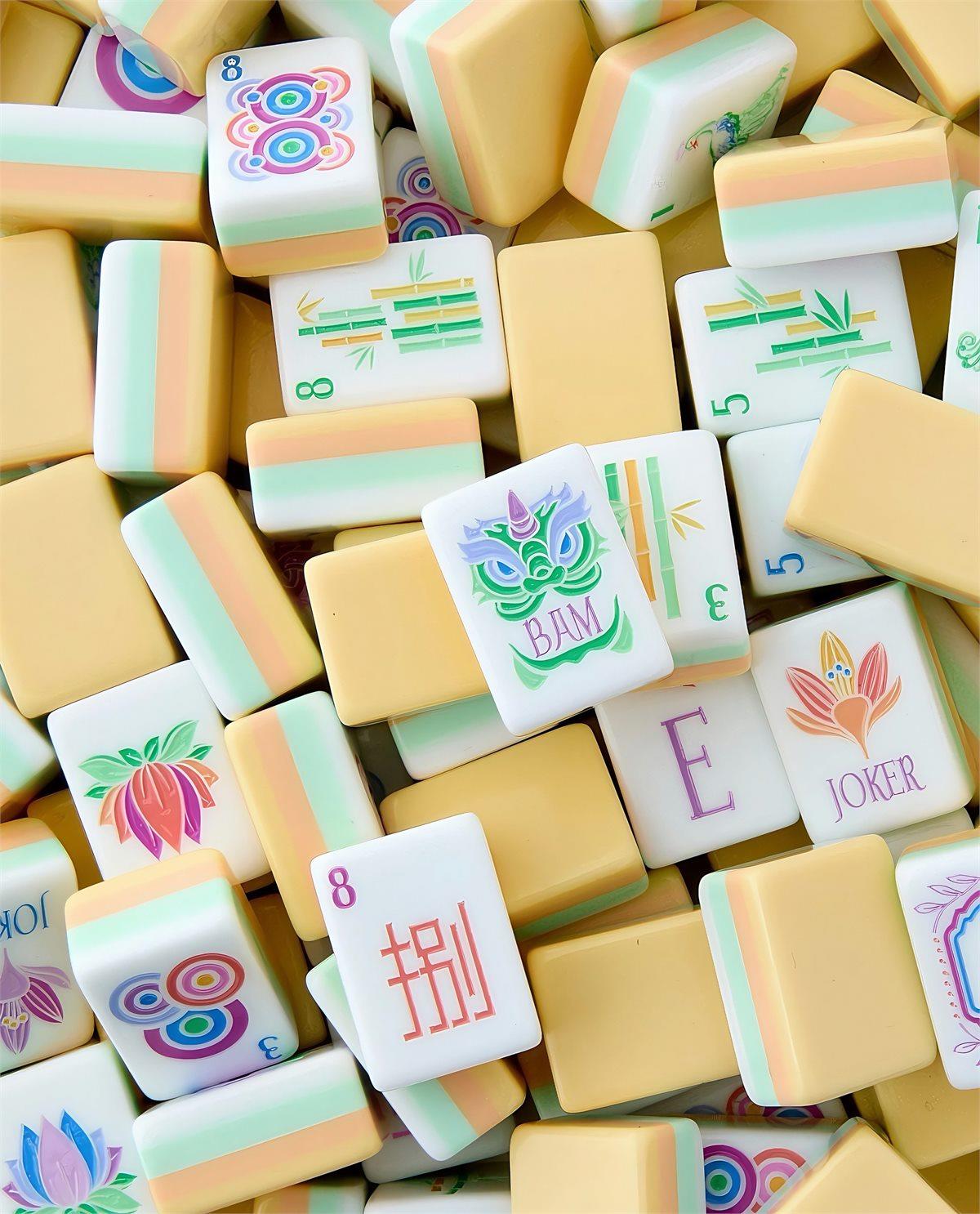 Yellow Print Four Layer Mahjong Set